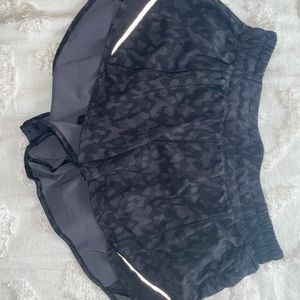 Black/Leopard print 2.5 hotty hots!